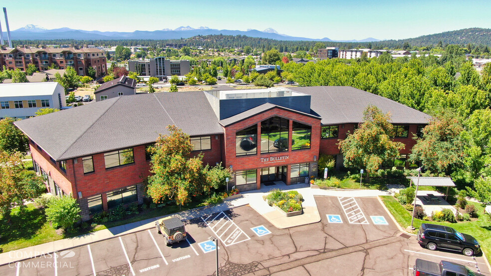 320 SW Upper Terrace Dr, Bend, OR for lease - Building Photo - Image 3 of 25