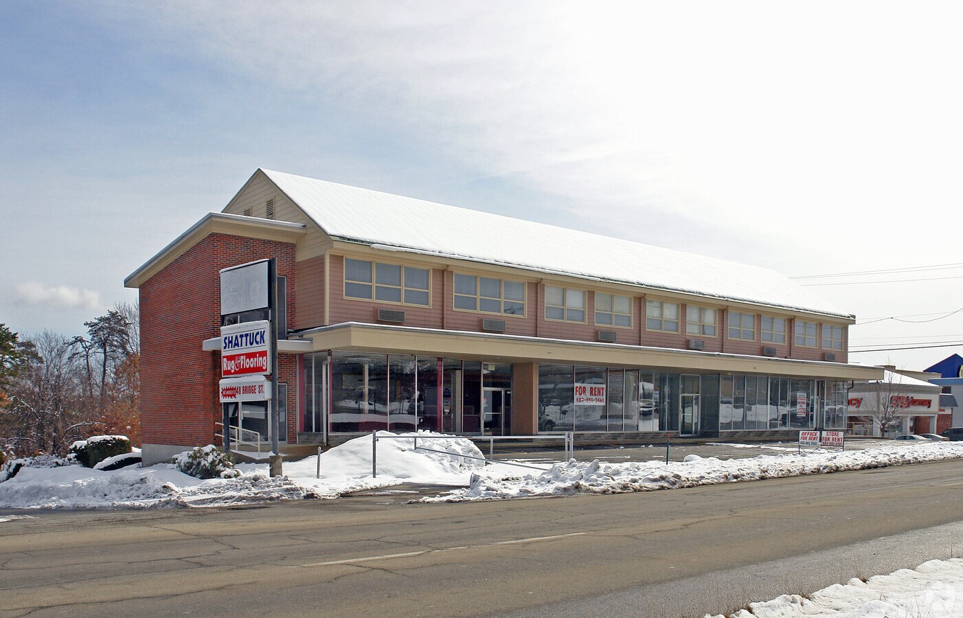 210 Daniel ster Hwy, Nashua, NH 03060