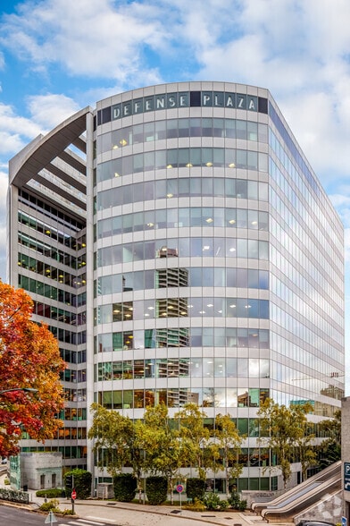 23-25 Rue Delarivière Lefoullon, Puteaux for lease - Building Photo - Image 2 of 5