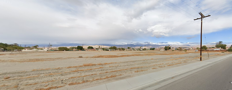 Doctor Carreon, Indio, CA for sale - Building Photo - Image 2 of 3