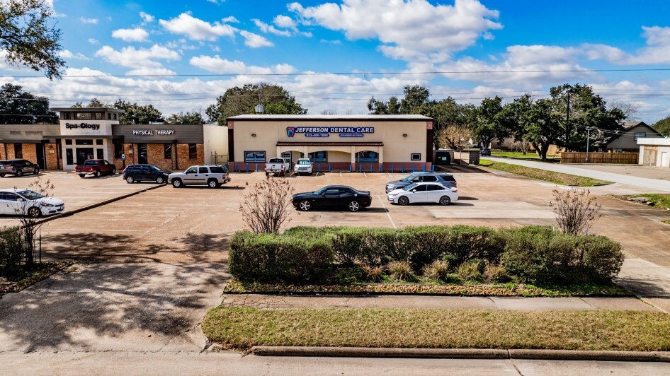 3702 Center St, Deer Park, TX for sale Building Photo- Image 1 of 2