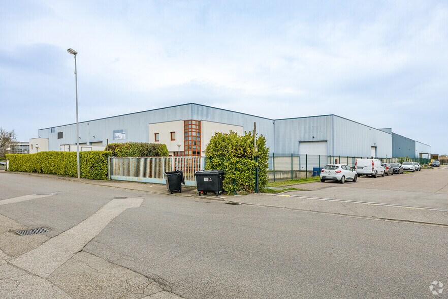 Flex in Genas for lease - Building Photo - Image 2 of 2