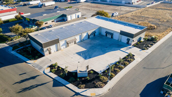 991 Premier Dr, Ceres CA - Warehouse