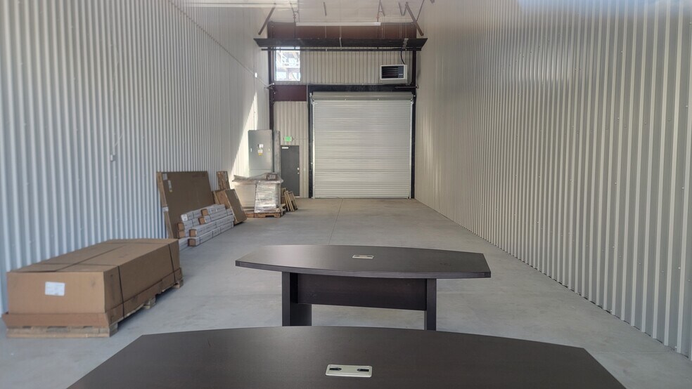 10981 Industrial way, Truckee, CA for lease - Building Photo - Image 2 of 7