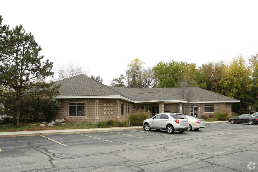 4701 Plainfield Ave NE, Grand Rapids, MI 49525