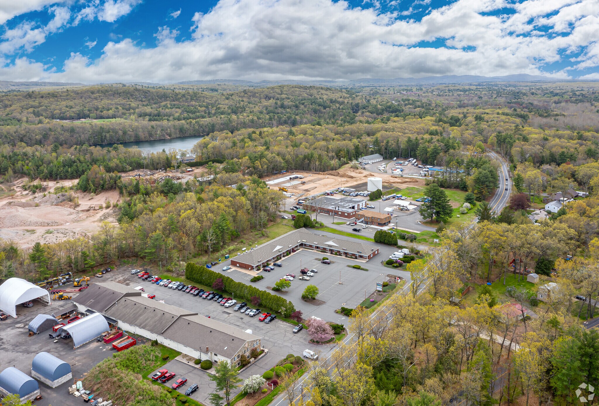 518 Salmon Brook St, Granby, CT 06035 Granby Commons