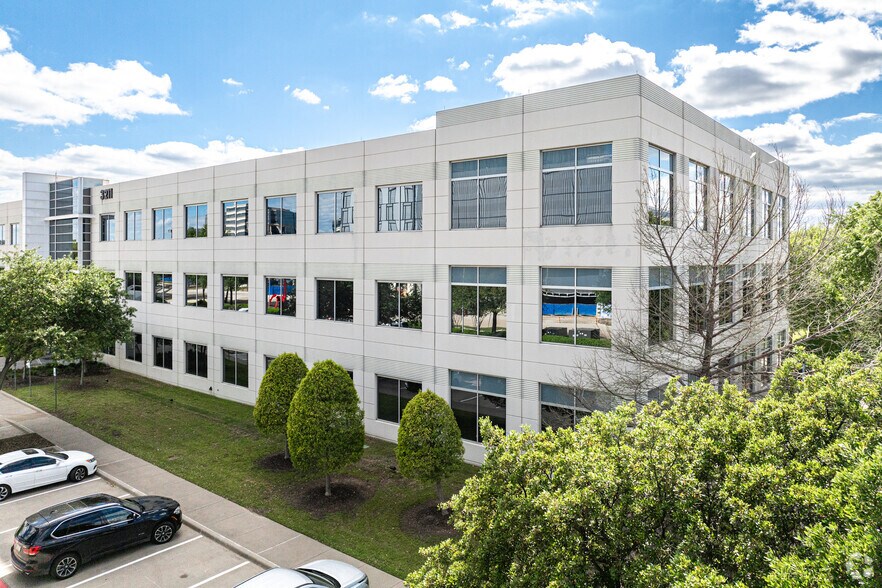 3211 Internet Blvd, Frisco, TX for sale - Primary Photo - Image 1 of 1