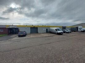 Lochlands Loan, Larbert FAL - Warehouse