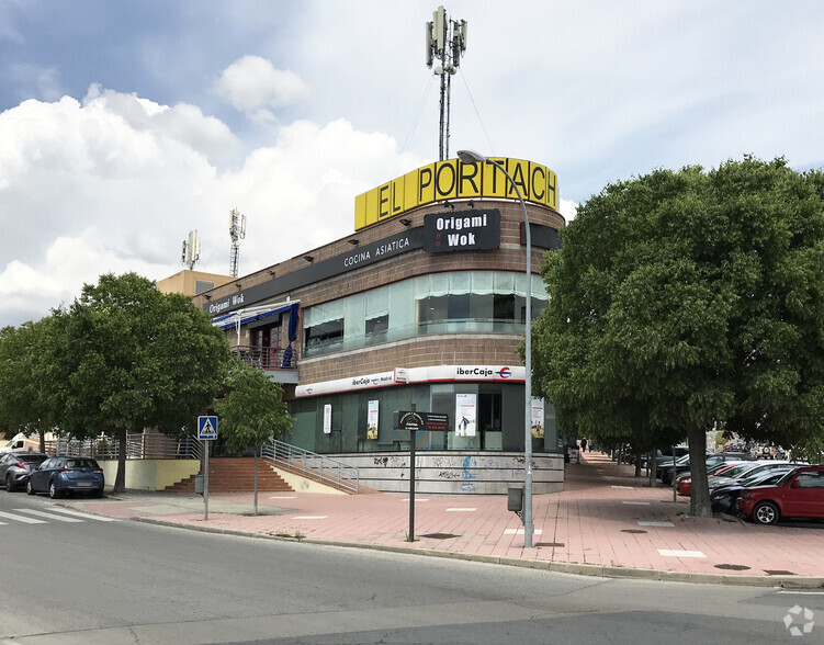 Retail in Colmenar Viejo, Madrid for lease - Primary Photo - Image 1 of 4