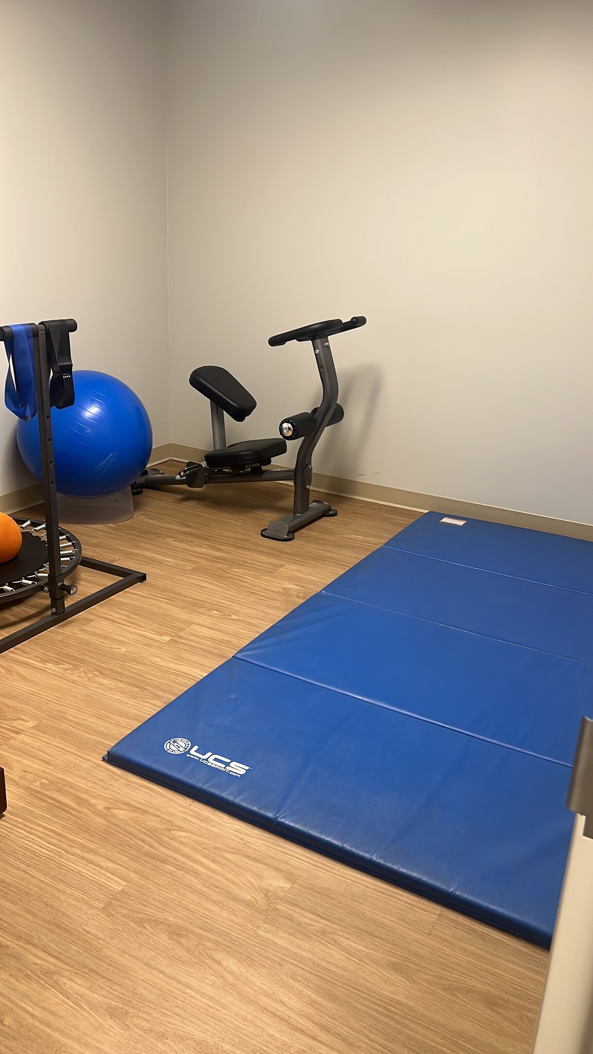 424 Madison Ave, New York, NY for lease Building Photo- Image 1 of 1