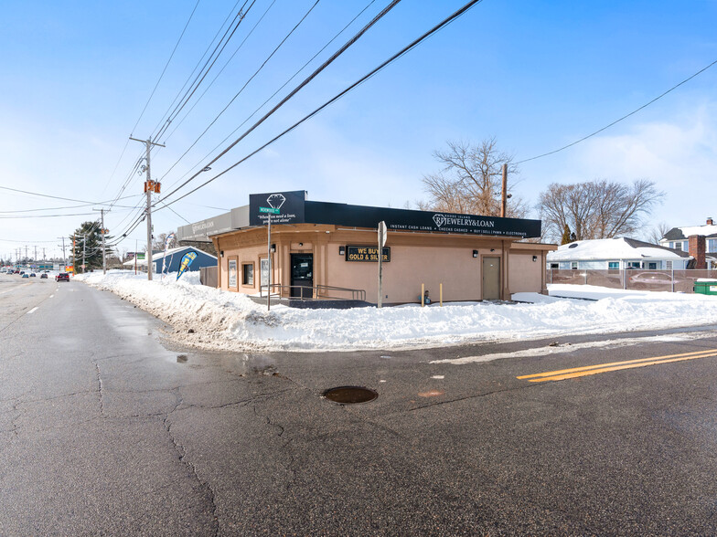 1181 Post Rd, Warwick, RI for sale - Building Photo - Image 1 of 1