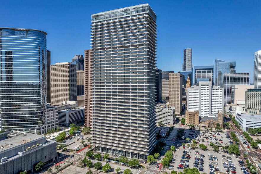 800 Bell St, Houston, TX for sale - Building Photo - Image 3 of 24
