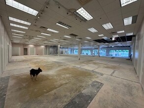 7105 Stonecrest Pky, Lithonia, GA for lease Interior Photo- Image 2 of 6