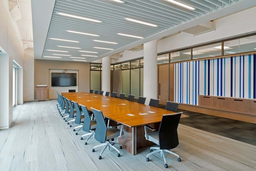 1111 N Capitol St NE, Washington, DC for lease - Interior Photo - Image 1 of 5