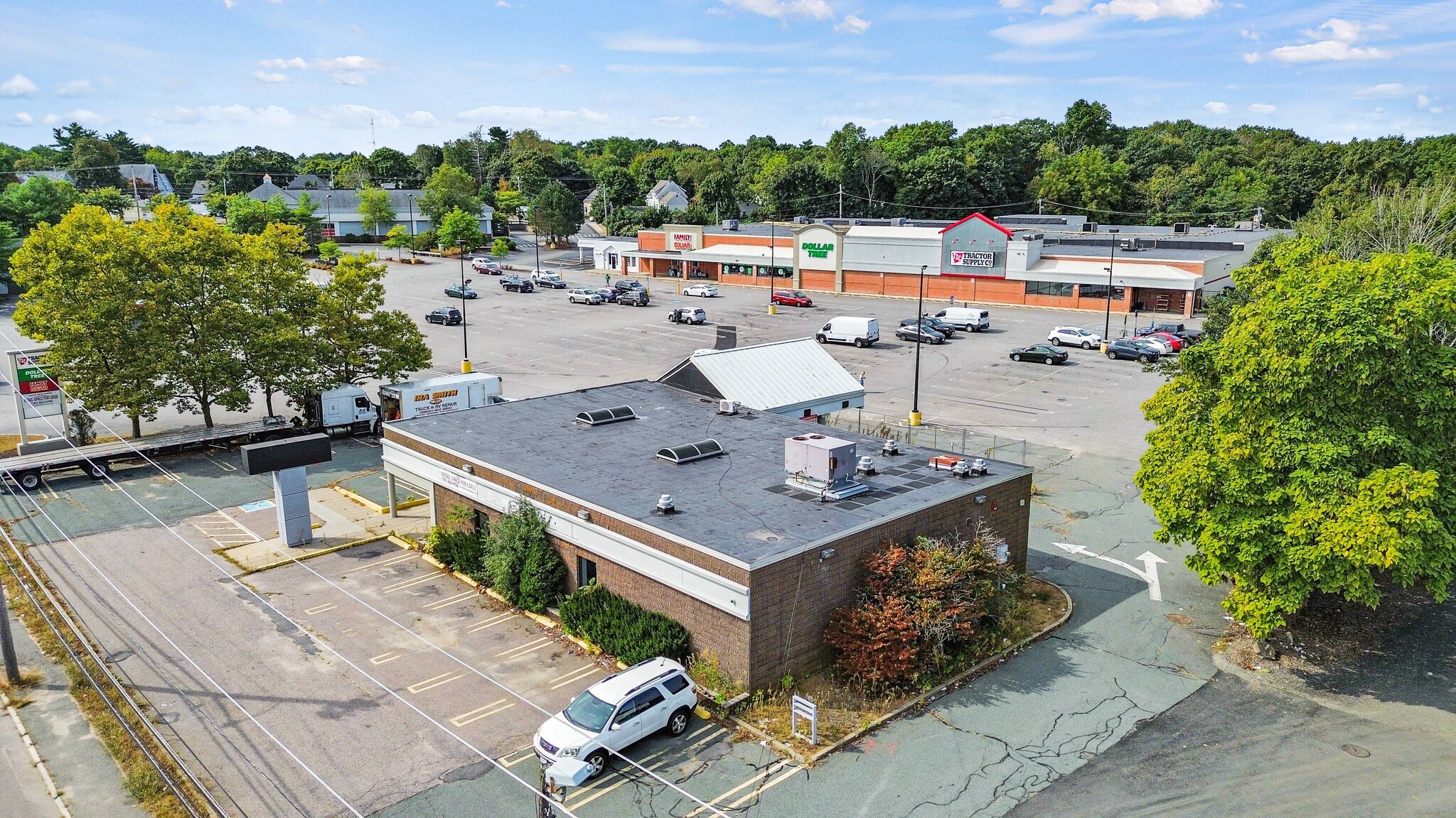 800 S Franklin St, Holbrook, MA for lease Building Photo- Image 1 of 10