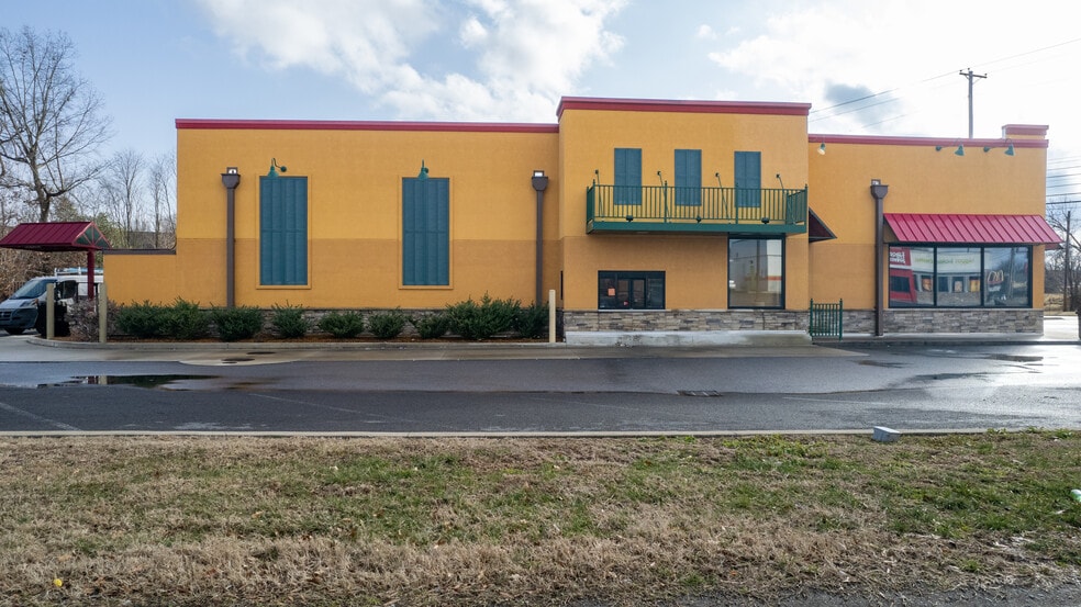 1018 Paris Rd, Mayfield, KY for lease - Building Photo - Image 3 of 4