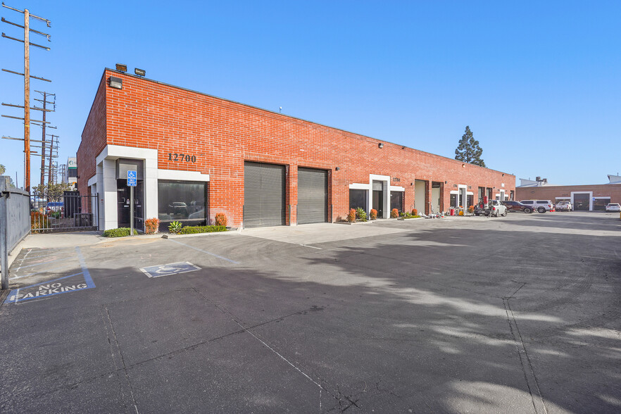 3437-3457 W El Segundo Blvd, Hawthorne, CA for lease - Building Photo - Image 1 of 13