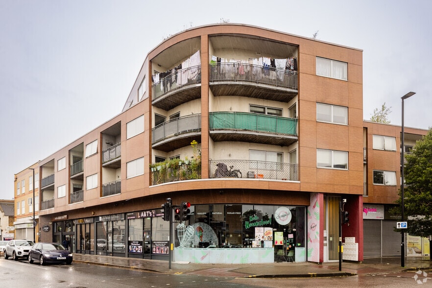 69-71A Bell Rd, Hounslow for sale - Primary Photo - Image 1 of 1