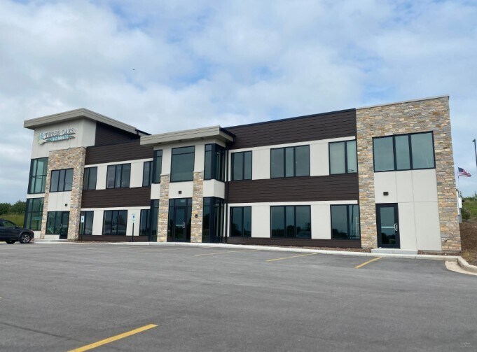 5 Hartwig Dr, Johnson Creek, WI for lease Building Photo- Image 1 of 2