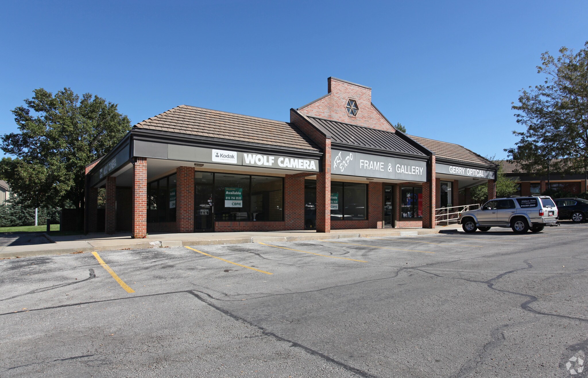 1210012108 State Line Rd, Leawood, KS 66209 Retail For Sale
