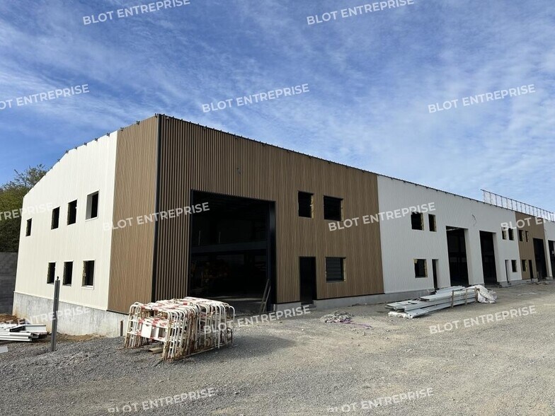 Flex in Kervignac for sale - Building Photo - Image 2 of 4