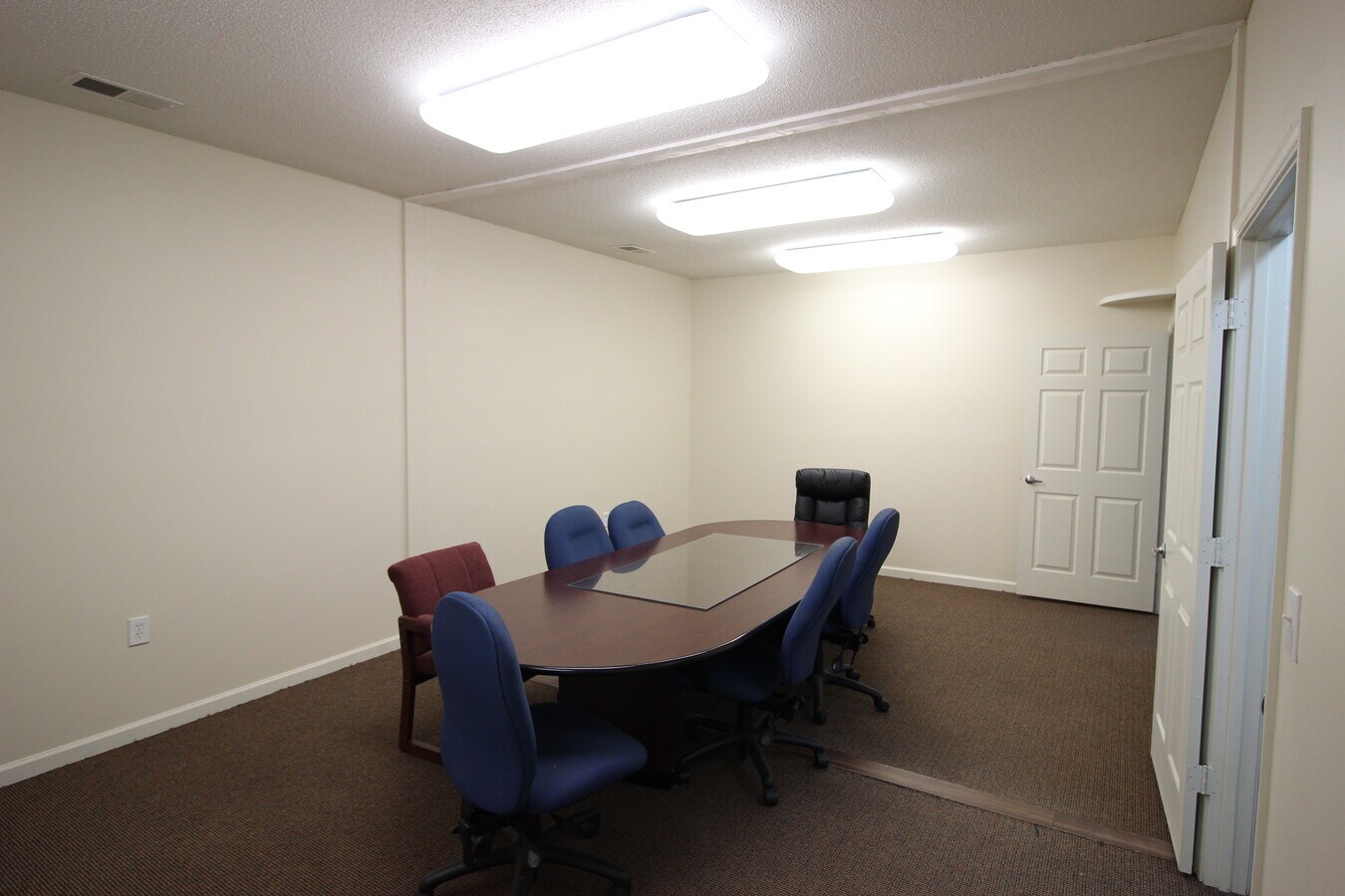 389 S Swing Rd, Greensboro, NC 27409