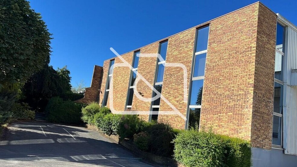 Industrial in Mitry-Mory for lease - Building Photo - Image 1 of 1