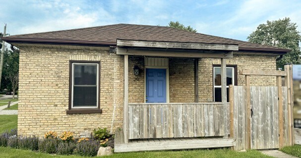 29 Caradoc Rd, Strathroy, ON for lease Building Photo- Image 1 of 2