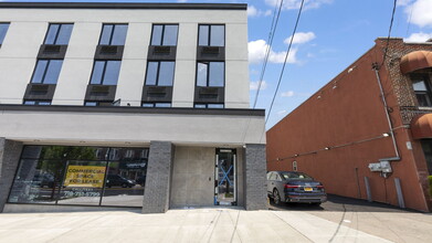 8315 Parsons Blvd, Jamaica, NY for lease Building Photo- Image 2 of 9