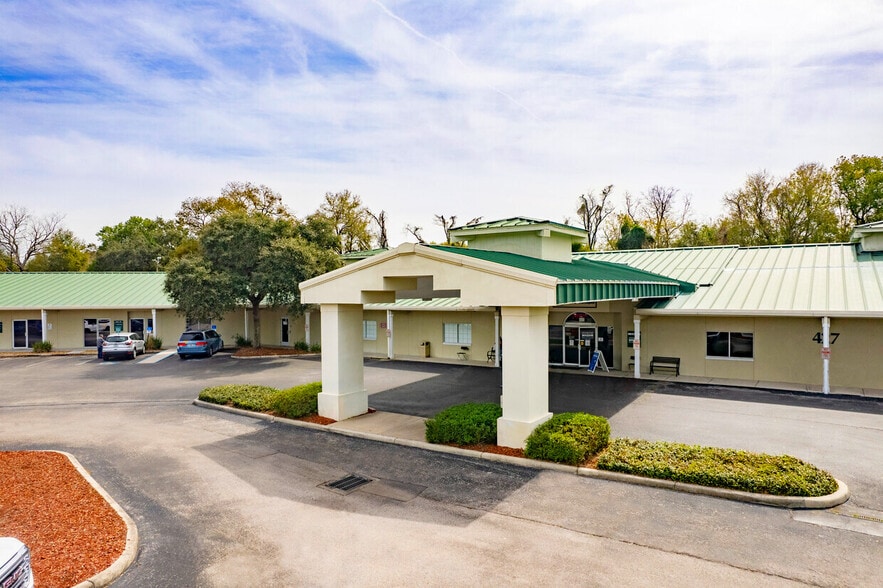 425427 S Parsons Ave, Brandon, FL 33511