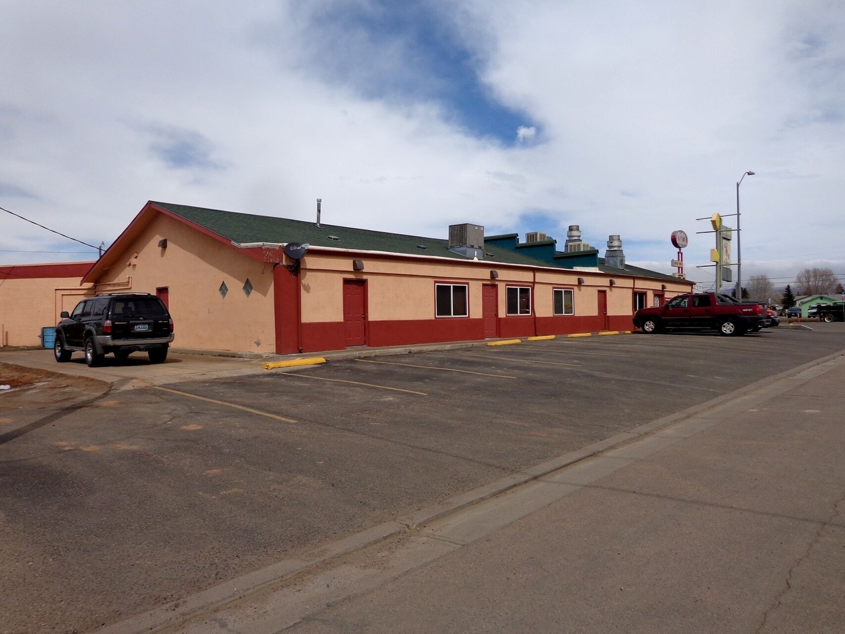1254 N 3rd St, Laramie, WY for sale Primary Photo- Image 1 of 1