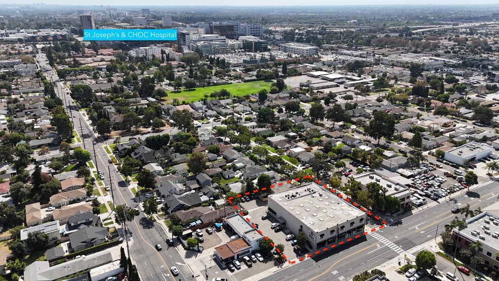 940 W Chapman Ave, Orange, CA for lease - Aerial - Image 2 of 10