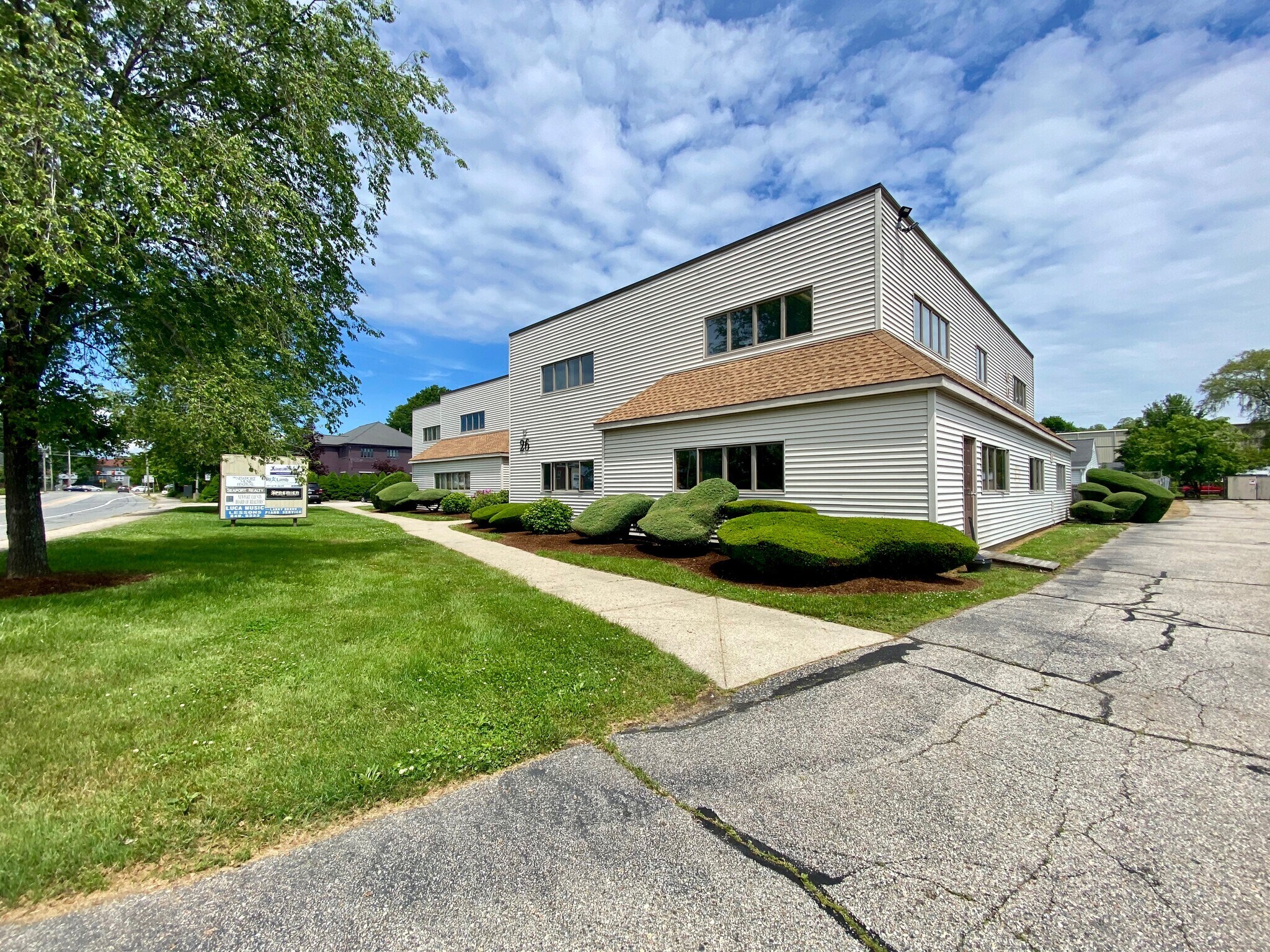 26 Valley Rd, Middletown, RI for sale Building Photo- Image 1 of 1