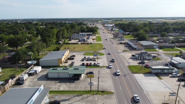 3113 Nederland Ave, Nederland, TX for lease - Building Photo - Image 3 of 6