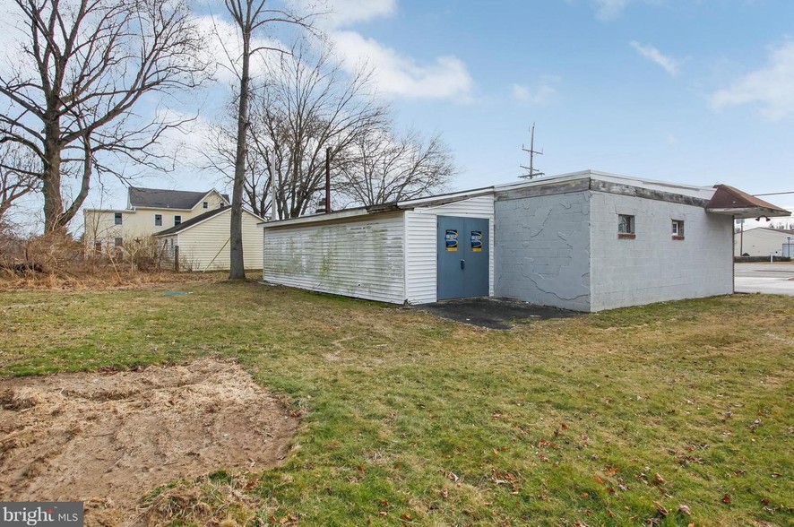 39 Wrightstown Cookstown Rd, Cookstown, NJ for sale - Building Photo - Image 1 of 1