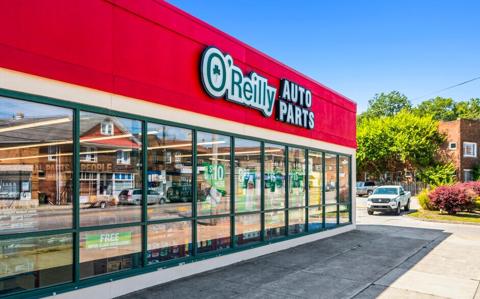 11011 Lorain Ave, Cleveland, OH for sale - Building Photo - Image 3 of 8