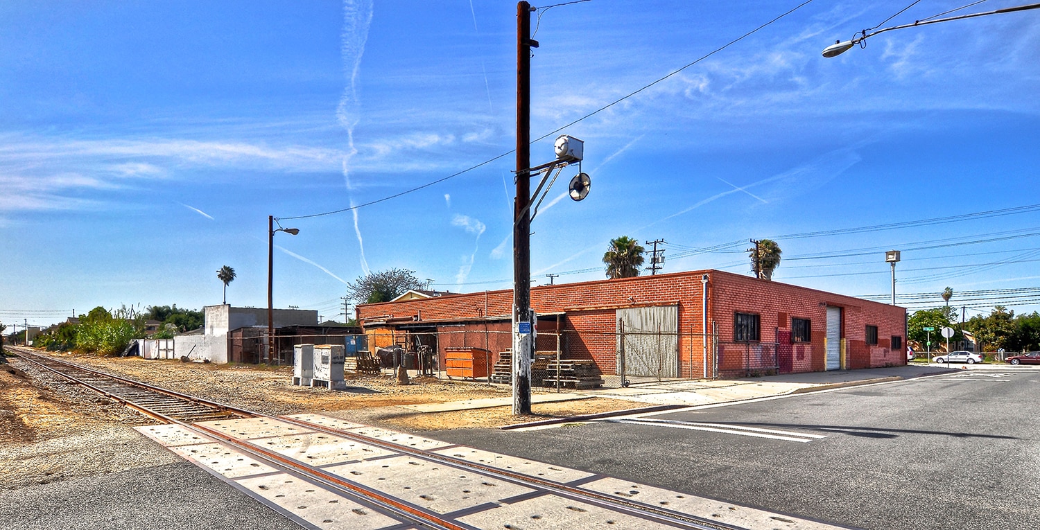 1600 W 166th St, Gardena, CA 90247