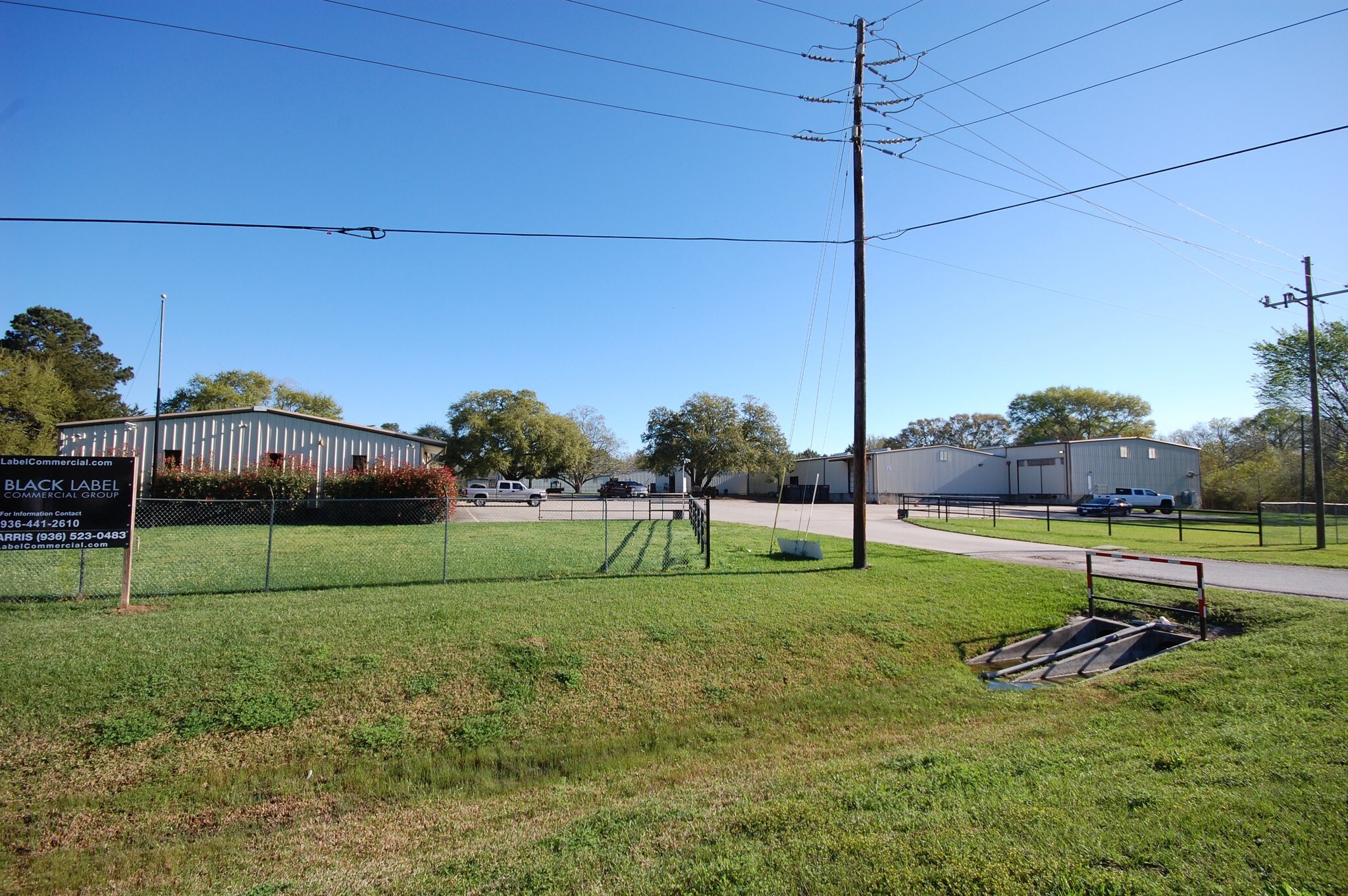 12161 FM 830 Rd, Willis, TX for sale Building Photo- Image 1 of 1