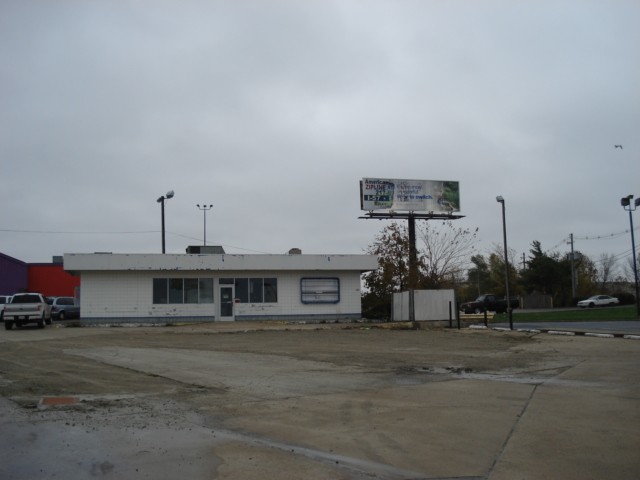 4399 Broadway, Mount Vernon, IL for sale - Primary Photo - Image 1 of 1