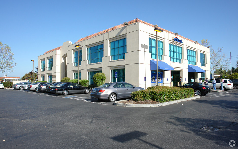 1096 Blossom Hill Rd, San Jose, CA for lease - Building Photo - Image 2 of 10