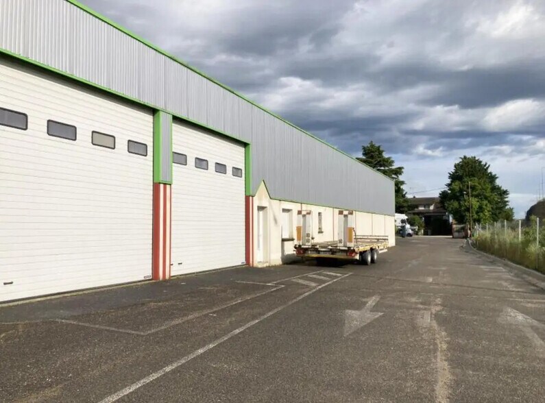 Office in La Chapelle-Saint-Mesmin for lease - Building Photo - Image 2 of 17