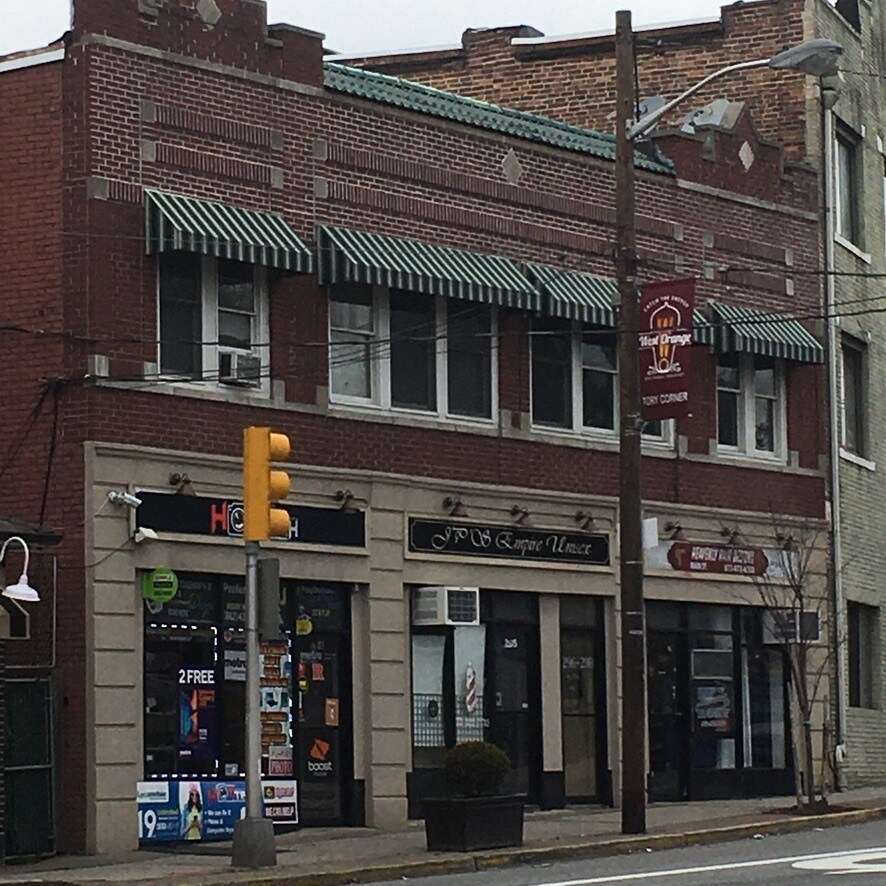 296 Main St, West Orange, NJ 07052