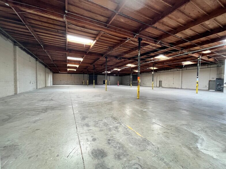 1900 Dobbin Dr, San Jose, CA for sale - Interior Photo - Image 3 of 9