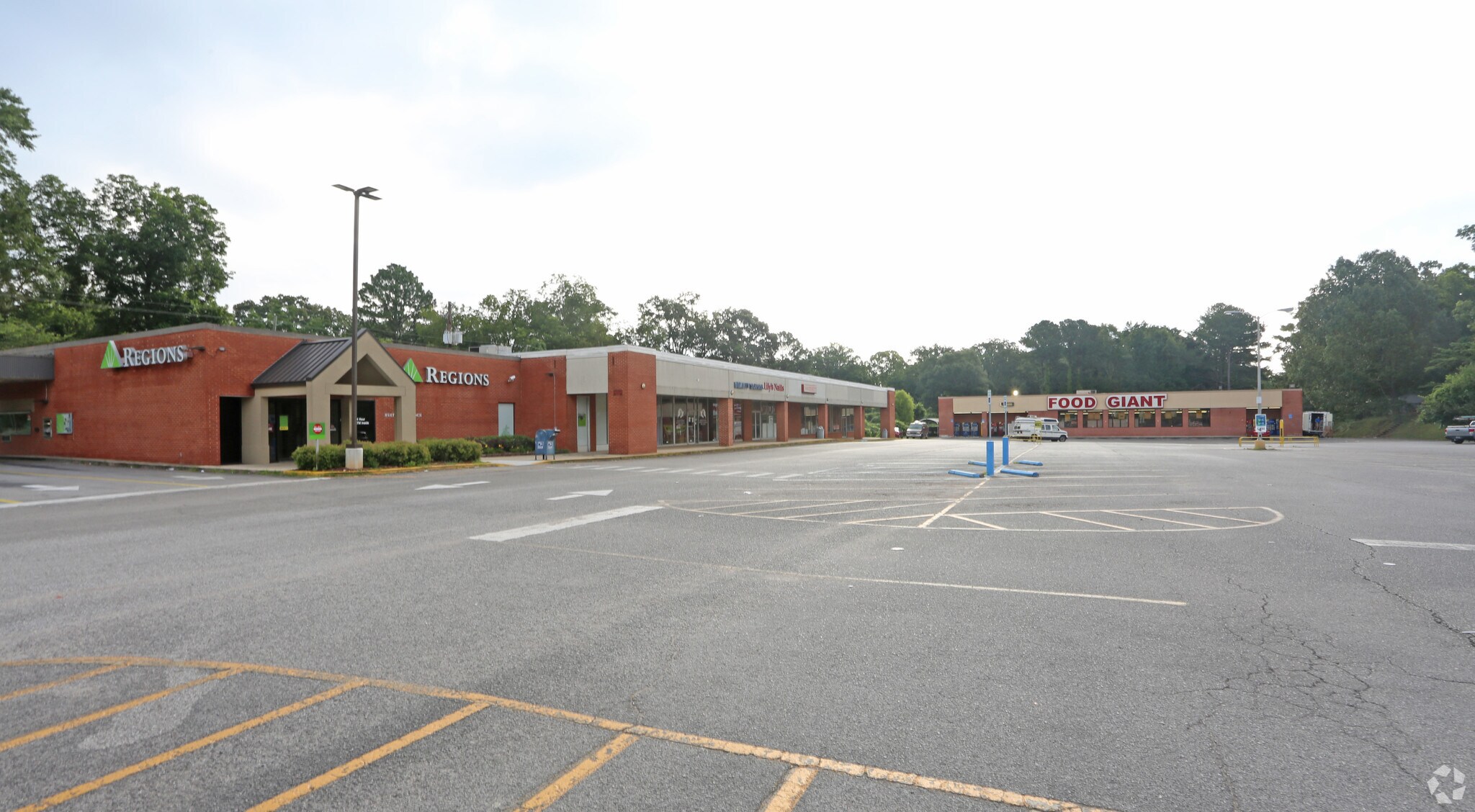 Retail in Bessemer, AL for sale Primary Photo- Image 1 of 1