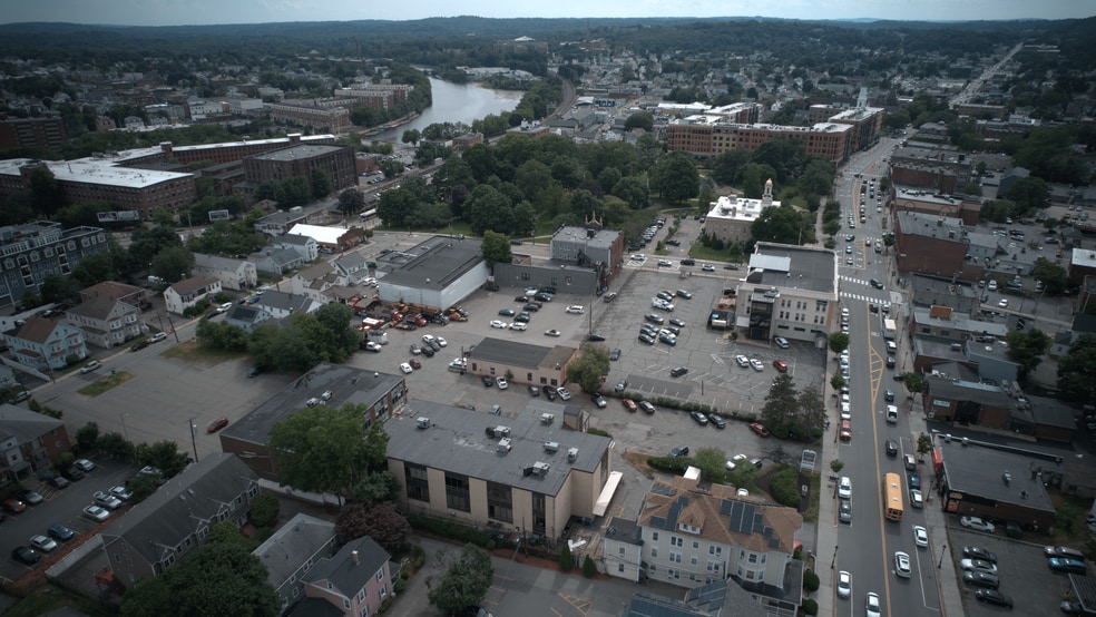564 Main St & 19 Music Hall Ave, Waltham portfolio of 2 properties for sale on LoopNet.com - Building Photo - Image 3 of 20