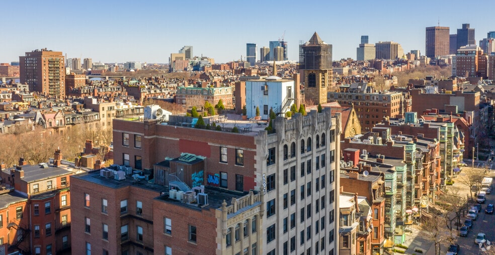 137-141 Newbury St, Boston, MA for lease - Building Photo - Image 2 of 28