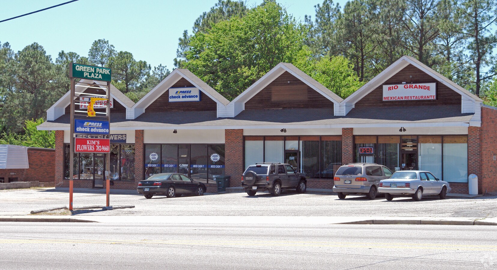 2207 Decker Blvd, Columbia, SC 29206