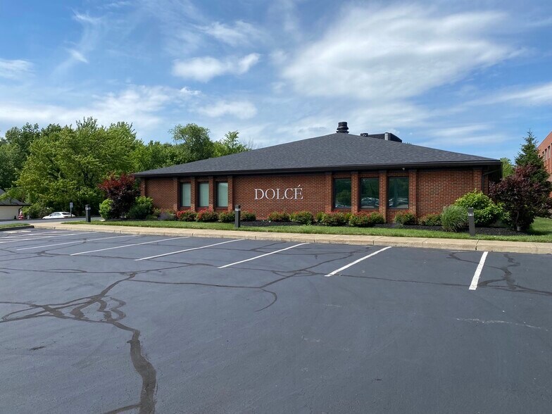 18820 Bagley Rd, Middleburg Heights, OH for sale - Building Photo - Image 1 of 1