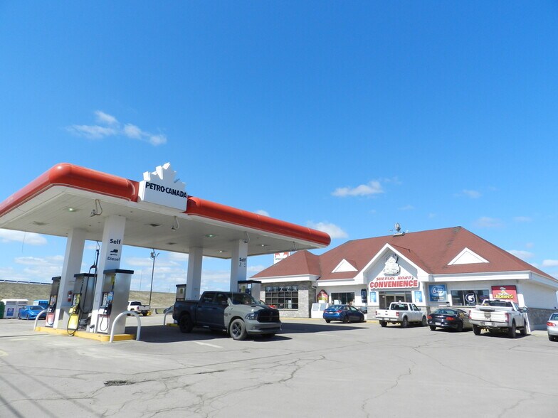 1615 Shediac Rd, Moncton, NB E1A 7B3