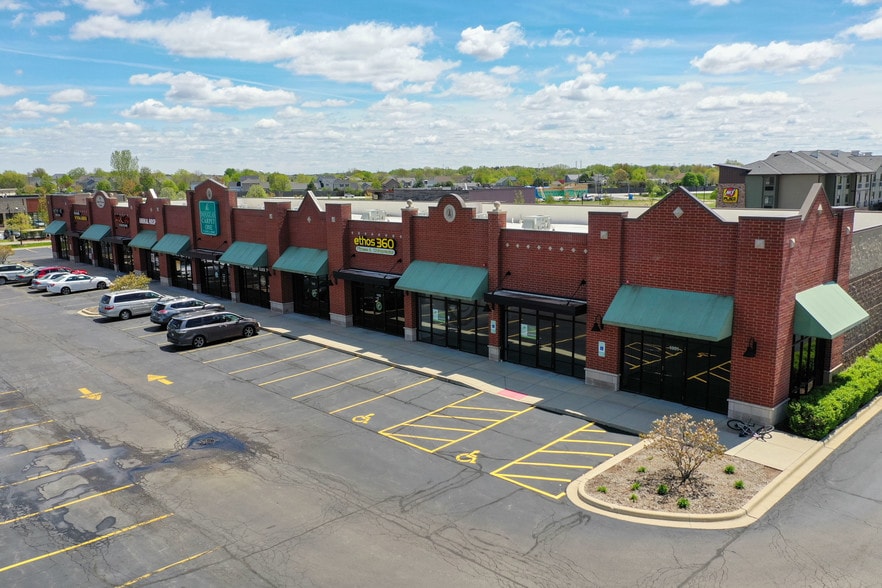 1037-1061 W Orchard Rd, North Aurora, IL for lease - Primary Photo - Image 1 of 11